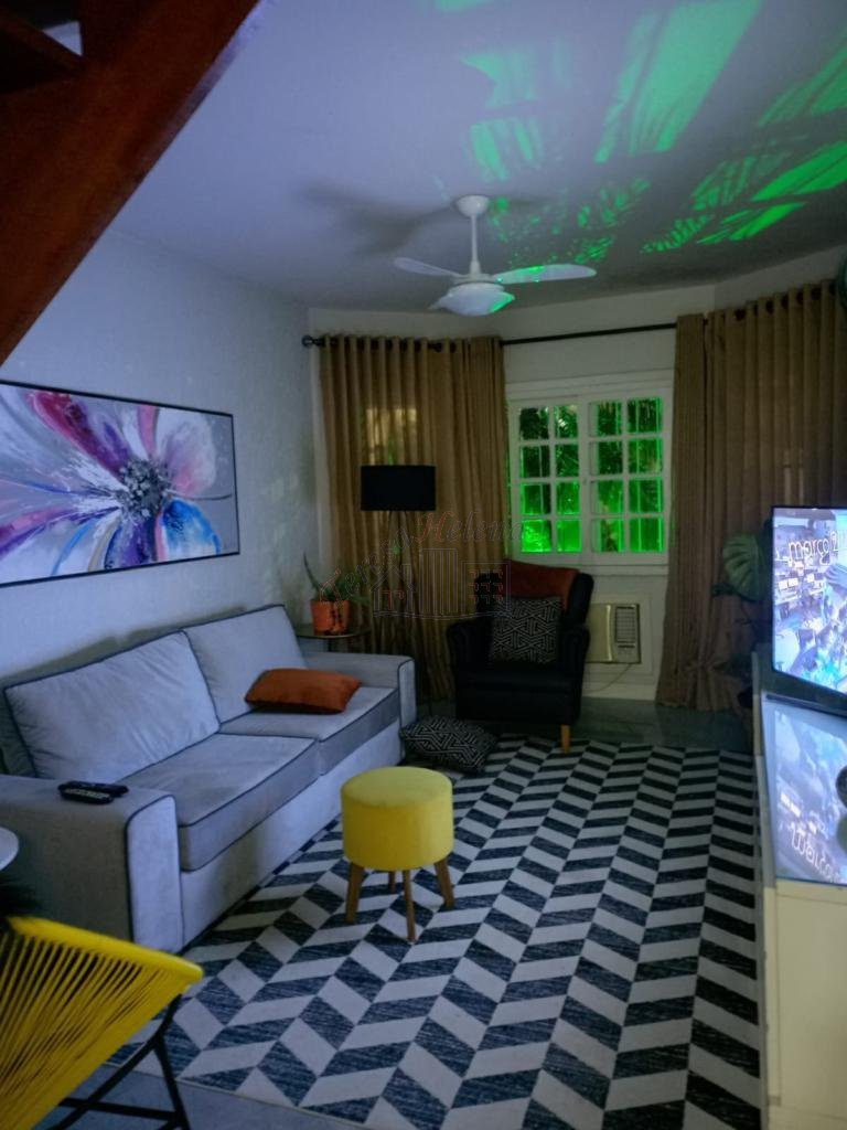 Casa 3 Dormitórios